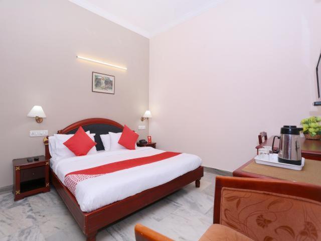 Karthika Residency Apartment Kochi Екстериор снимка