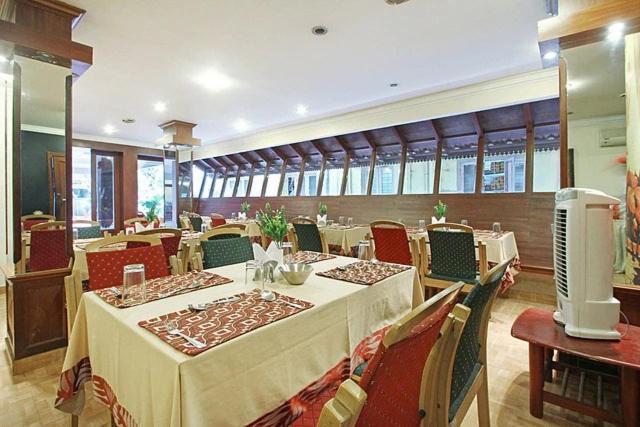 Karthika Residency Apartment Kochi Екстериор снимка