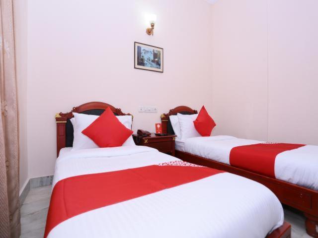 Karthika Residency Apartment Kochi Екстериор снимка